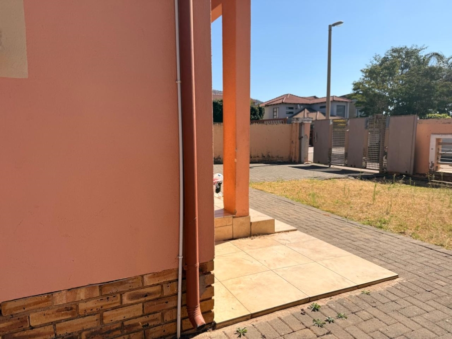 3 Bedroom Property for Sale in Tlhabane West North West